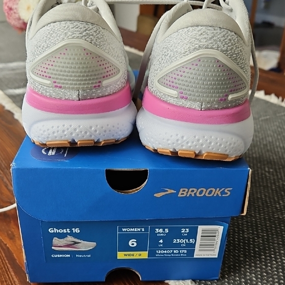 Brooks GHOST 16- Women's Athletic Shoes - Gray with Pink and Blue Highlights - Picture 3 of 14